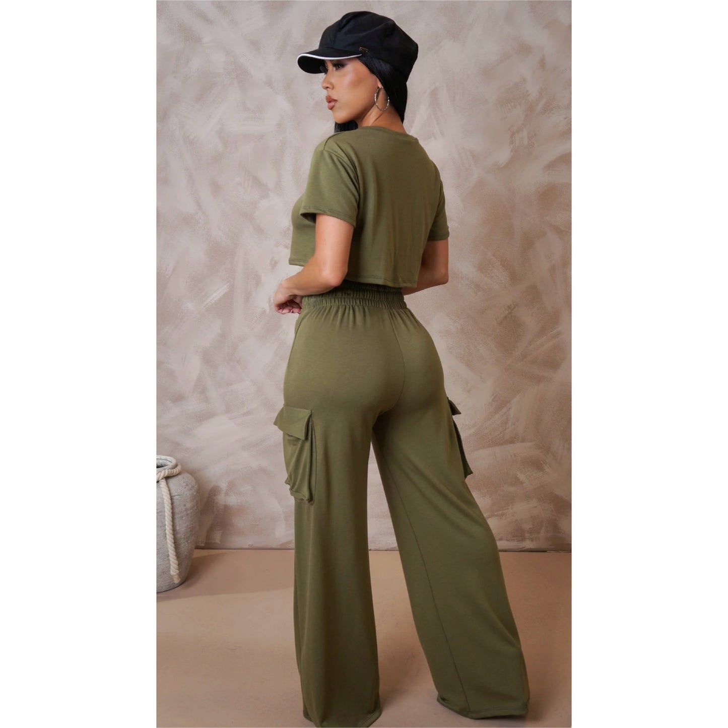 Girls love cargos set