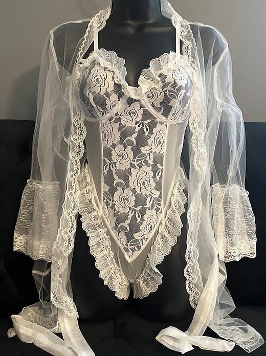 White lace 3 piece